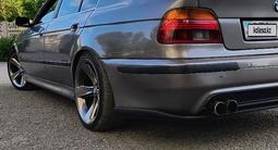 BMW 523 1996 года за 1 800 000 тг. в Караганда – фото 3