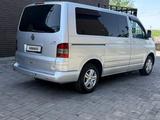 Volkswagen Multivan 2007 года за 6 800 000 тг. в Караганда – фото 4