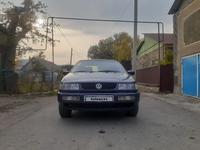 Volkswagen Passat 1994 годаүшін1 100 000 тг. в Тараз