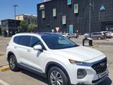 Hyundai Santa Fe 2019 года за 15 900 000 тг. в Шымкент