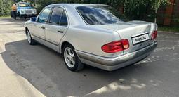 Mercedes-Benz E 230 1996 годаүшін2 800 000 тг. в Астана – фото 2