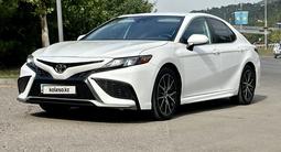 Toyota Camry 2021 годаүшін14 200 000 тг. в Алматы – фото 3