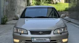 Toyota Camry 2001 года за 5 400 000 тг. в Шымкент