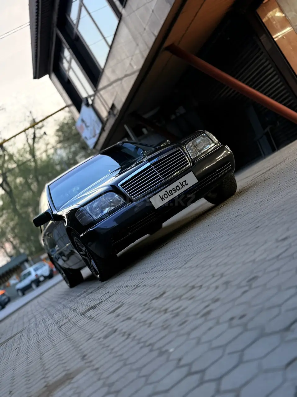 Mercedes-Benz S-Class, 1992