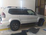 Toyota Land Cruiser Prado 2006 годаүшін10 000 000 тг. в Актау – фото 2