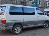 Toyota Grand Hiace 2000 года за 8 700 000 тг. в Балхаш