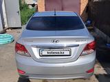 Hyundai Solaris 2013 годаfor3 400 000 тг. в Семей – фото 3