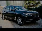 BMW X7 2022 года за 61 000 000 тг. в Астана