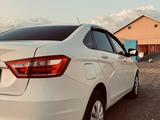 ВАЗ (Lada) Vesta 2018 года за 2 700 000 тг. в Атырау – фото 2