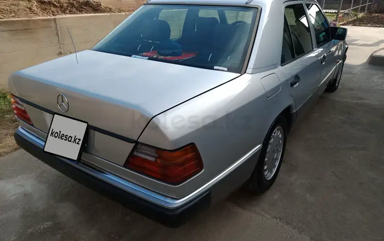 Mercedes-Benz E 230 1992 года за 3 100 000 тг. в Шымкент