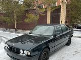 BMW 520 1992 года за 700 000 тг. в Астана – фото 2