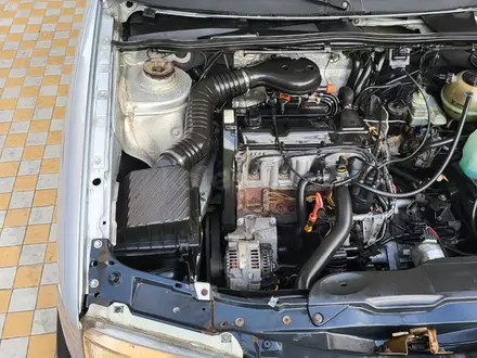 Volkswagen Passat 1995 года за 2 600 000 тг. в Шымкент – фото 15