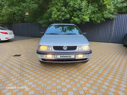 Volkswagen Passat 1995 года за 2 600 000 тг. в Шымкент – фото 3