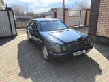 Mercedes-Benz E 200 1996 года за 2 500 000 тг. в Актобе – фото 3