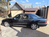 Mercedes-Benz E 200 1996 года за 2 500 000 тг. в Актобе – фото 4