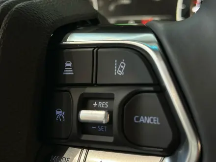 Toyota Land Cruiser GR Sport 2026 года за 69 850 000 тг. в Алматы – фото 17