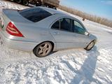 Mercedes-Benz C 320 2006 годаfor2 600 000 тг. в Актобе – фото 3