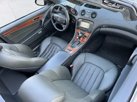 Mercedes-Benz SL 65 AMG 2005 года за 25 000 000 тг. в Астана – фото 34