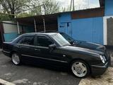 Mercedes-Benz E 320 1996 года за 3 300 000 тг. в Алматы – фото 3