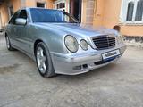 Mercedes-Benz E 320 2001 года за 6 500 000 тг. в Туркестан – фото 2