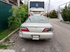 Nissan Presea, 1996
