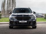 BMW X5 2020 года за 48 000 000 тг. в Алматы – фото 2