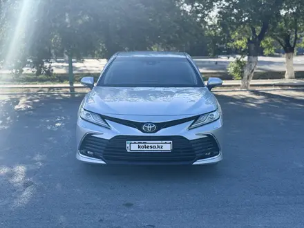 Toyota Camry 2021 года за 16 161 616 тг. в Кызылорда