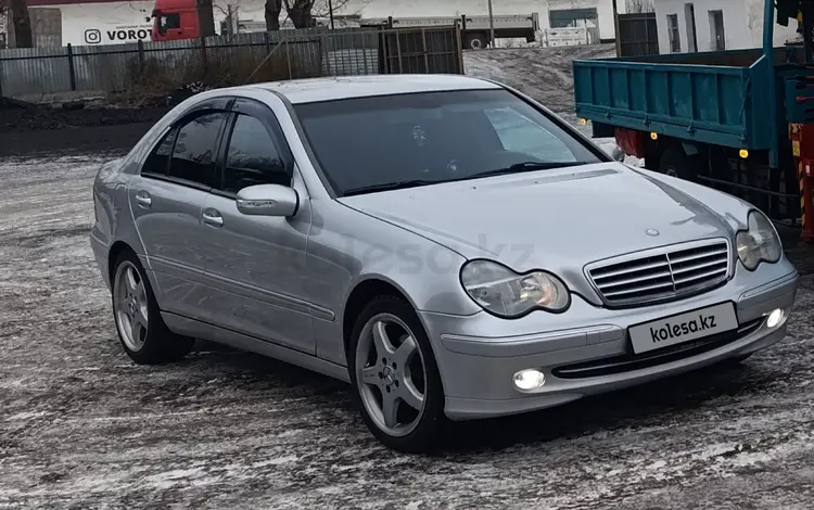 Mercedes-Benz C 200 2003 годаfor4 200 000 тг. в Караганда