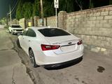 Chevrolet Malibu 2016 года за 4 800 000 тг. в Алматы – фото 2