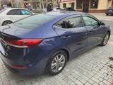 Hyundai Elantra 2018 года за 7 800 000 тг. в Шымкент – фото 4