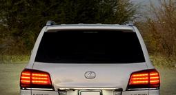 Lexus LX 570 2008 годаfor14 300 000 тг. в Семей