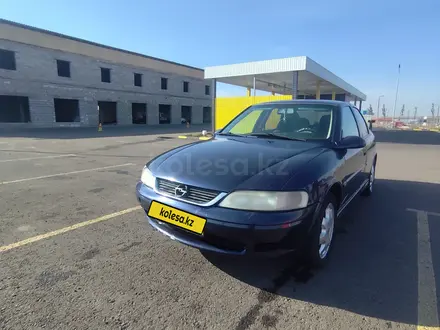 Opel Vectra 1999 года за 1 250 000 тг. в Караганда