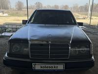 Mercedes-Benz E 200 1991 года за 1 350 000 тг. в Алматы