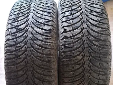 234/45R17. Goodyear. Две штуки за 40 000 тг. в Алматы