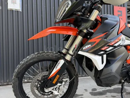 KTM  890 Adventure R 2021 года за 5 750 000 тг. в Алматы – фото 8