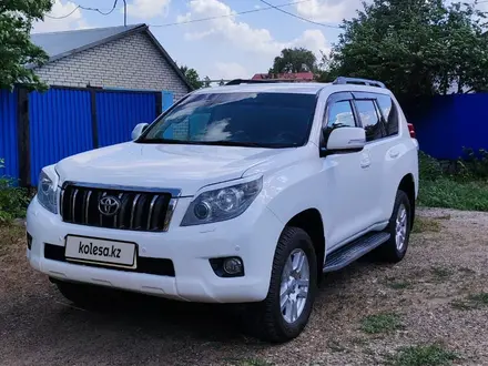 Toyota Land Cruiser Prado 2011 года за 13 000 000 тг. в Уральск