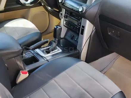 Toyota Land Cruiser Prado 2011 года за 13 000 000 тг. в Уральск – фото 4