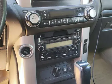 Toyota Land Cruiser Prado 2011 года за 13 000 000 тг. в Уральск – фото 3