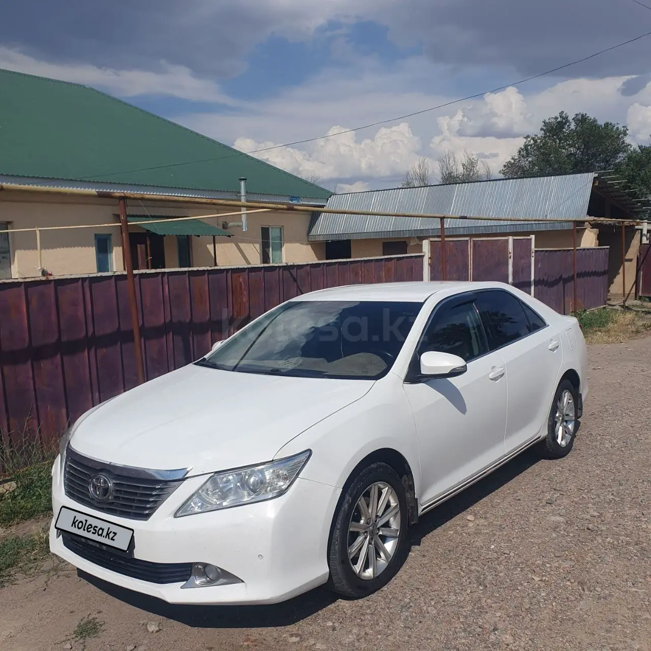 Toyota Camry, 2014