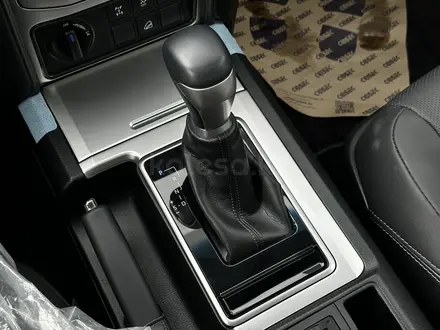 Toyota Land Cruiser Prado 2022 года за 35 000 000 тг. в Актобе – фото 10
