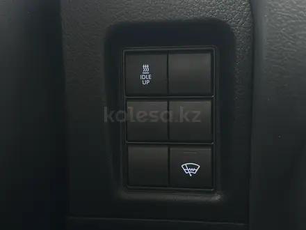 Toyota Land Cruiser Prado 2022 года за 35 000 000 тг. в Актобе – фото 12