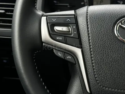 Toyota Land Cruiser Prado 2022 года за 35 000 000 тг. в Актобе – фото 13