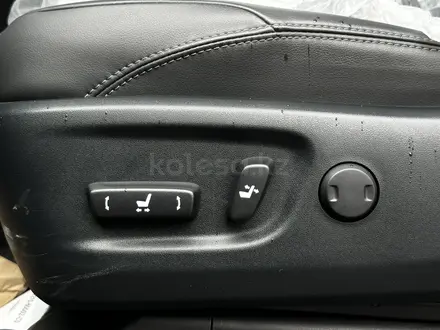 Toyota Land Cruiser Prado 2022 года за 35 000 000 тг. в Актобе – фото 17