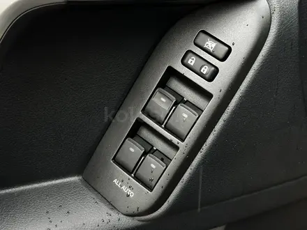 Toyota Land Cruiser Prado 2022 года за 35 000 000 тг. в Актобе – фото 19