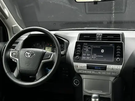 Toyota Land Cruiser Prado 2022 года за 35 000 000 тг. в Актобе – фото 22