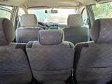 Toyota Avensis Verso 2002 года за 4 000 000 тг. в Шымкент – фото 3