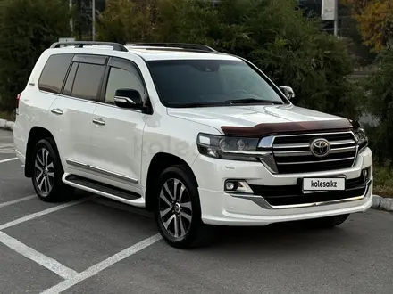 Toyota Land Cruiser 2018 года за 36 500 000 тг. в Шымкент