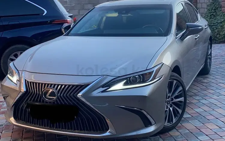 Lexus ES 250 2021 года за 25 000 000 тг. в Алматы