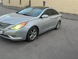 Hyundai Sonata 2011 года за 5 000 000 тг. в Астана – фото 2