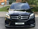 Mercedes-Benz GLE 400 2015 года за 18 000 000 тг. в Алматы
